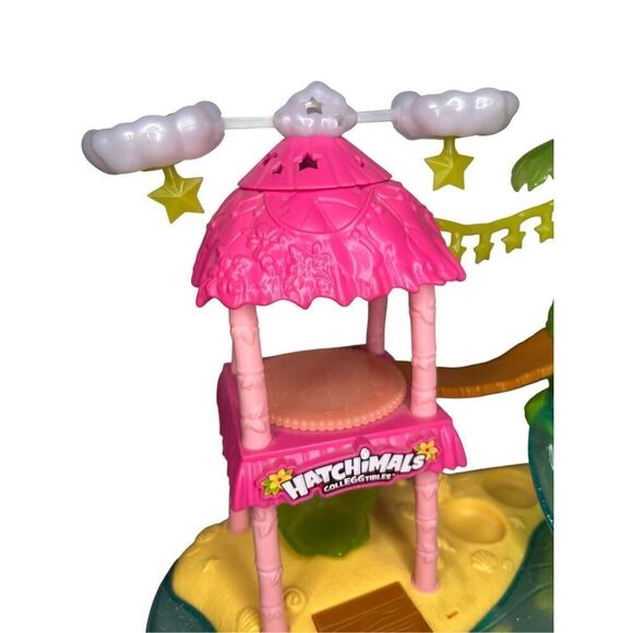 Hatchimals Colleggtibles Tropical Party Set Waterfall Tiki Stage Playset Sounds - Picture 2 of 6